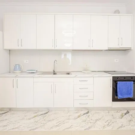 Lejlighed White